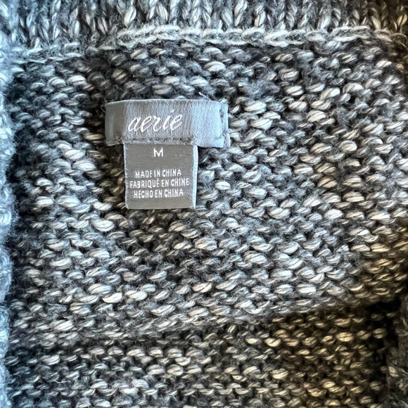 Off The Shoulder Knit Sweater - Picture 4 of 4